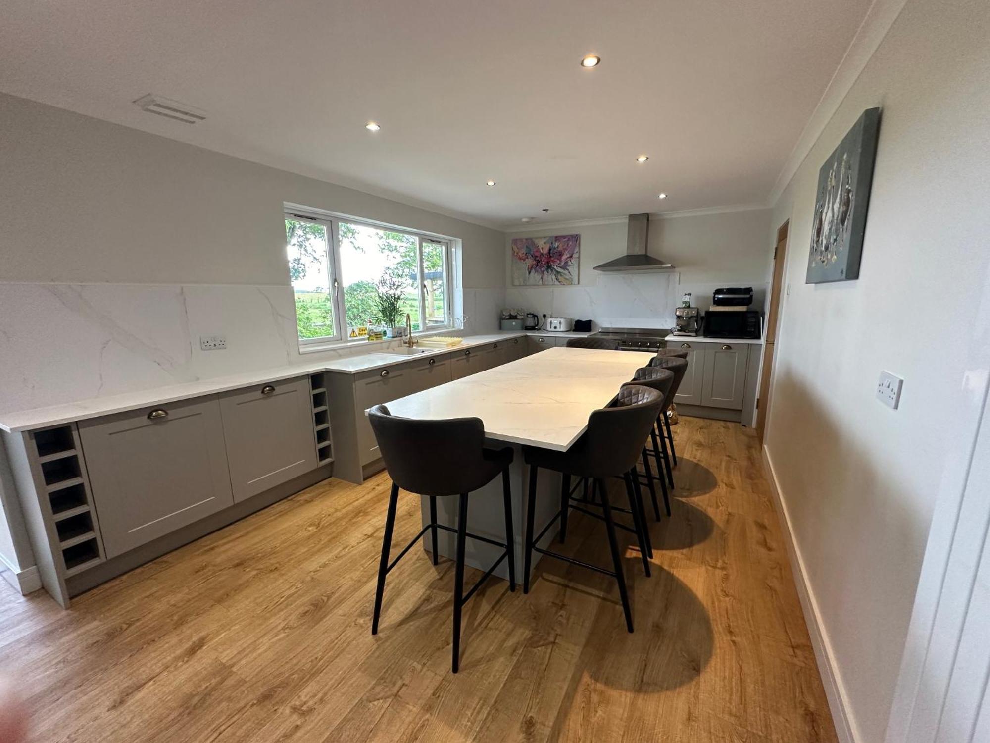 Alton Villa, Sleeps 12, Great For Families, Undercover Hotub & Games Room Newmilns 外观 照片